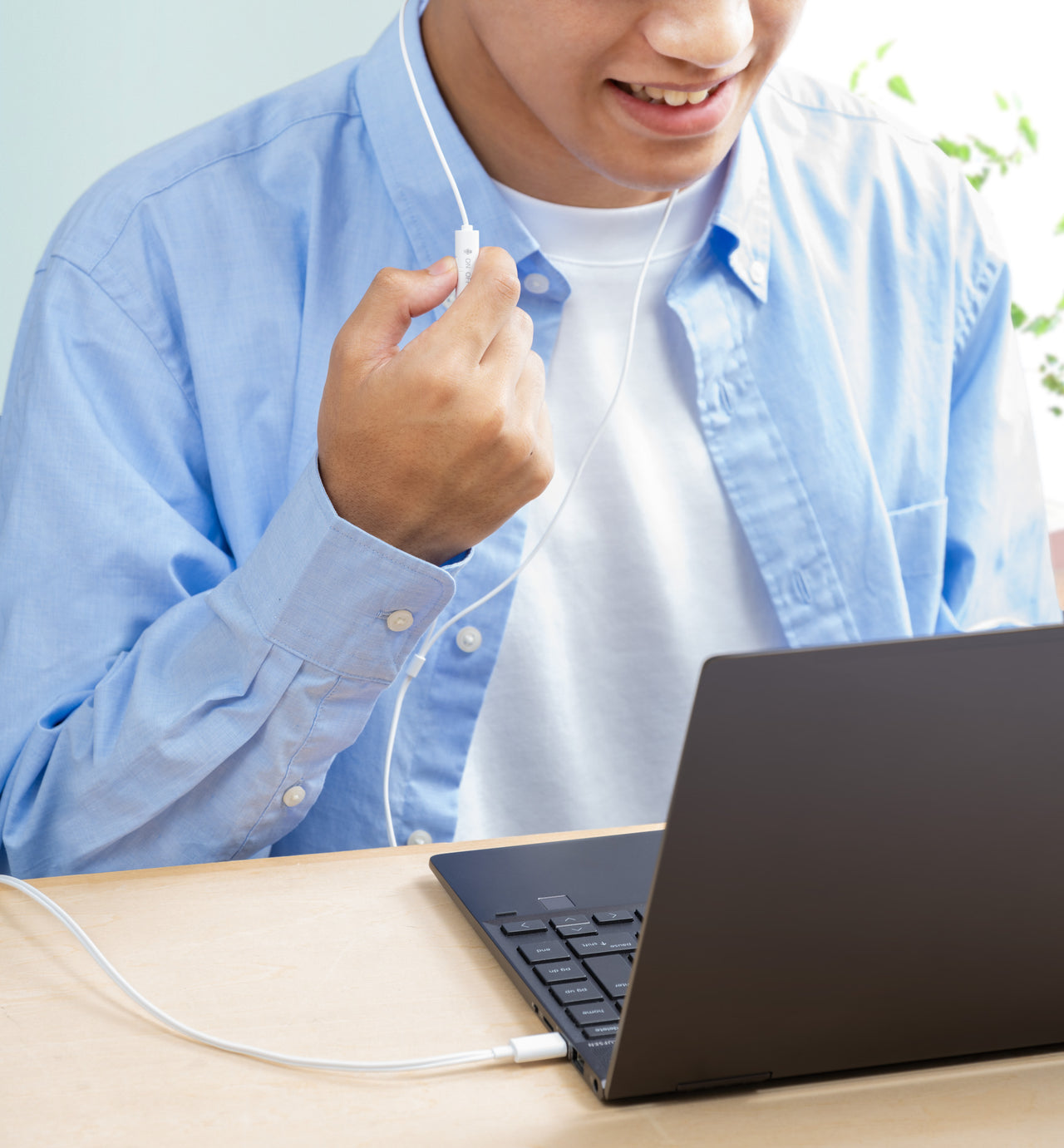 HA-FR17UC-A USB-C™ WIRED BUD TYPE HEADPHONES - BLUE