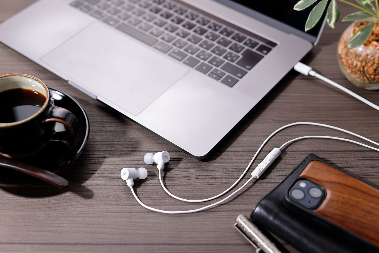 HA-FR29UC-W USB-C™ WIRED BUD TYPE HEADPHONES - WHITE